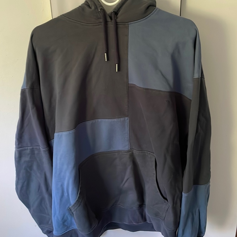Industrie Australia men’s color block hoodie